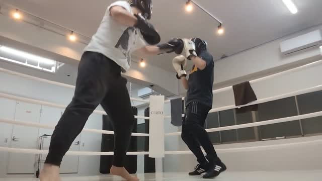 《パリ→ジャブ》